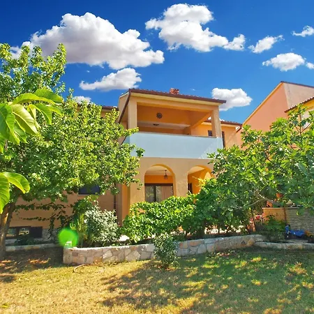 Apartment Fuer 7 Personen Ca 150 Qm In Pula-fondole, Istrien Istrische Riviera *